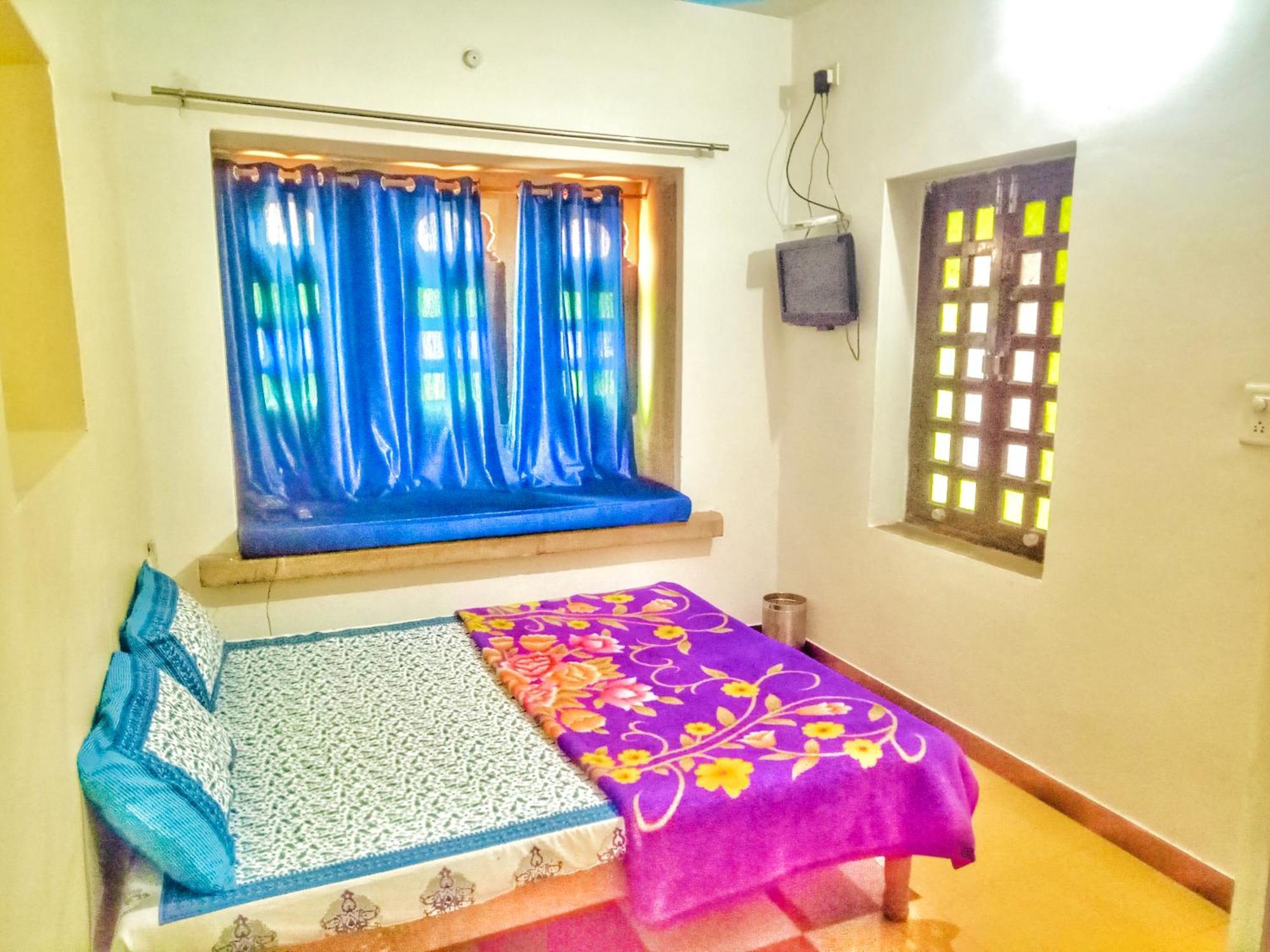 Hotel Desert Bloom Jaisalmer Buitenkant foto